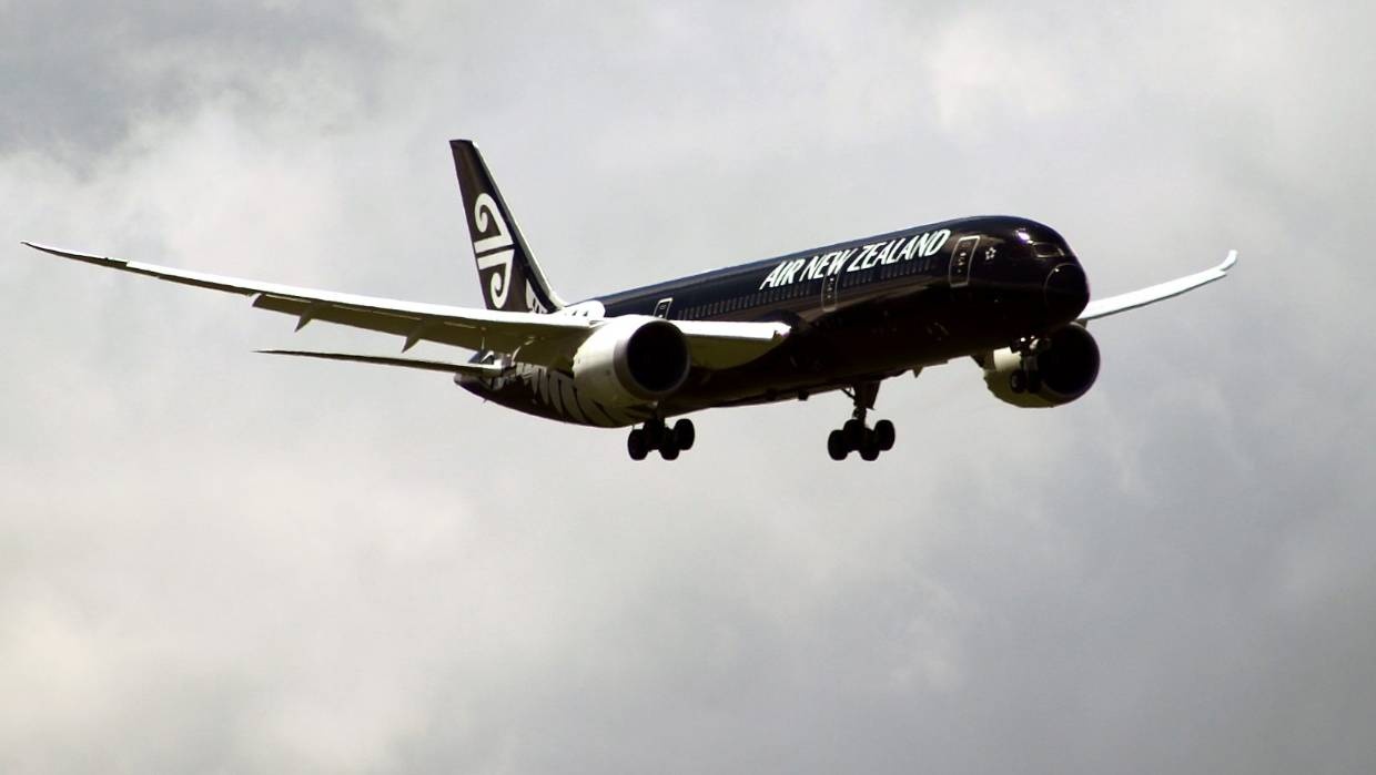 máy bay quay đầu ảnh 1 may bay quay dau anh 1