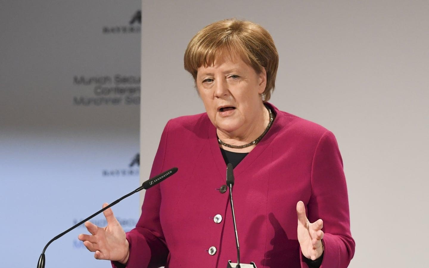 Ba Merkel chi trich kich liet chu nghia biet lap cua My hinh anh