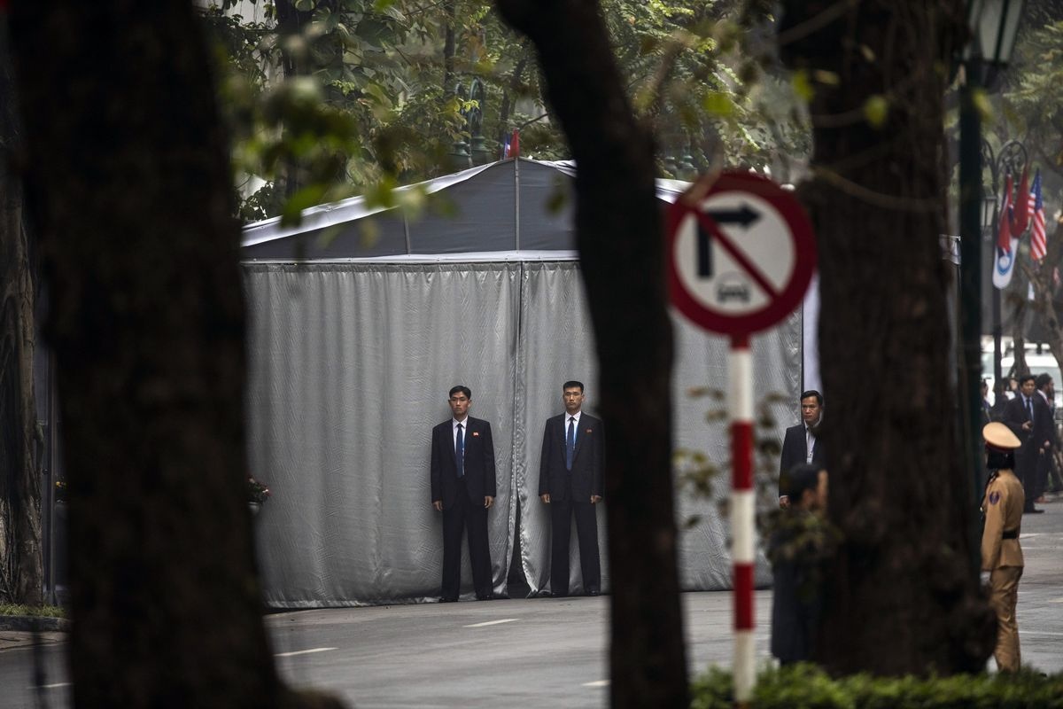 Trump Kim Hanoi anh 8