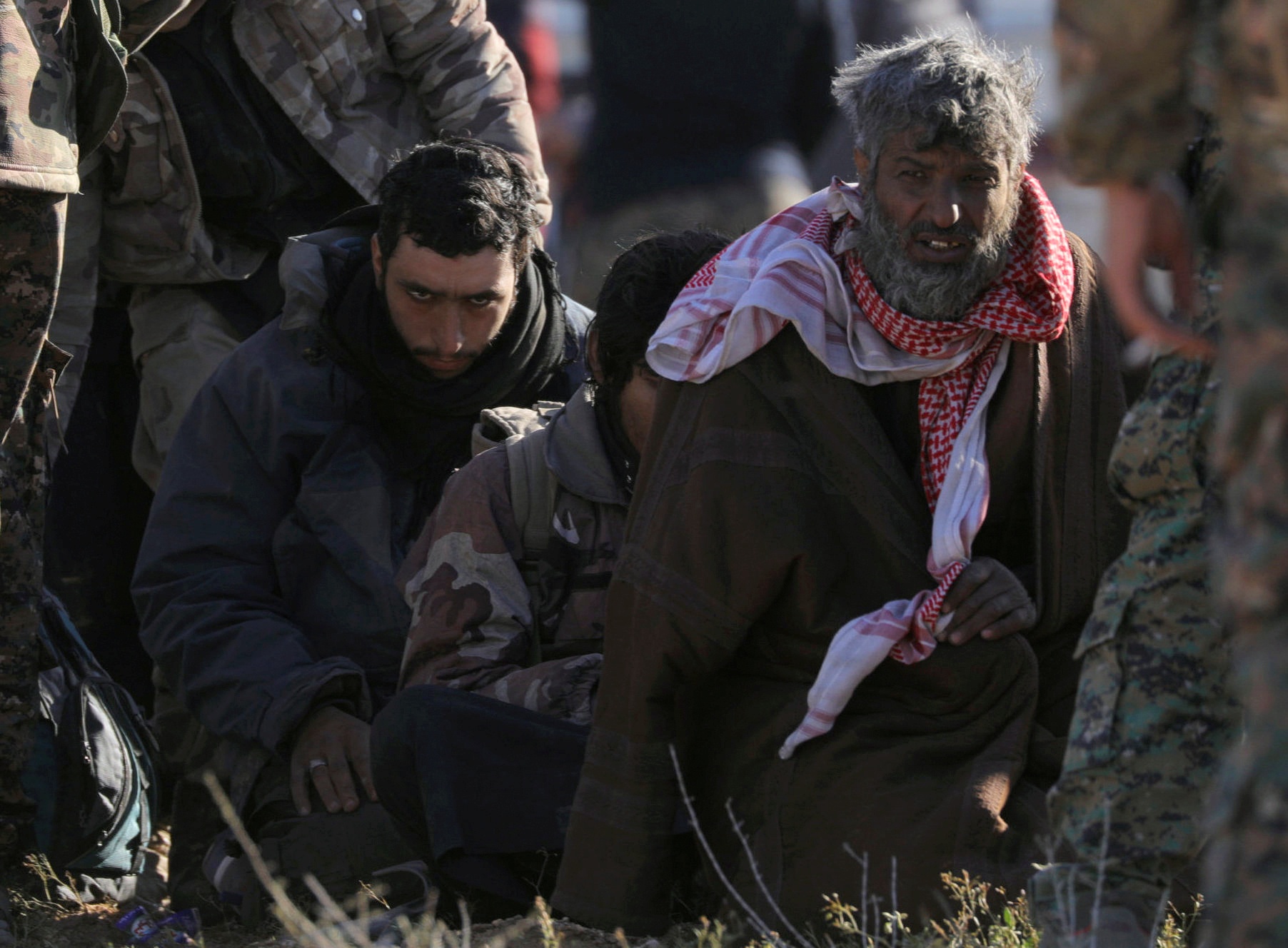 IS bi danh bai anh 5