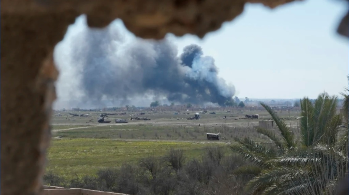 IS bi danh bai anh 9