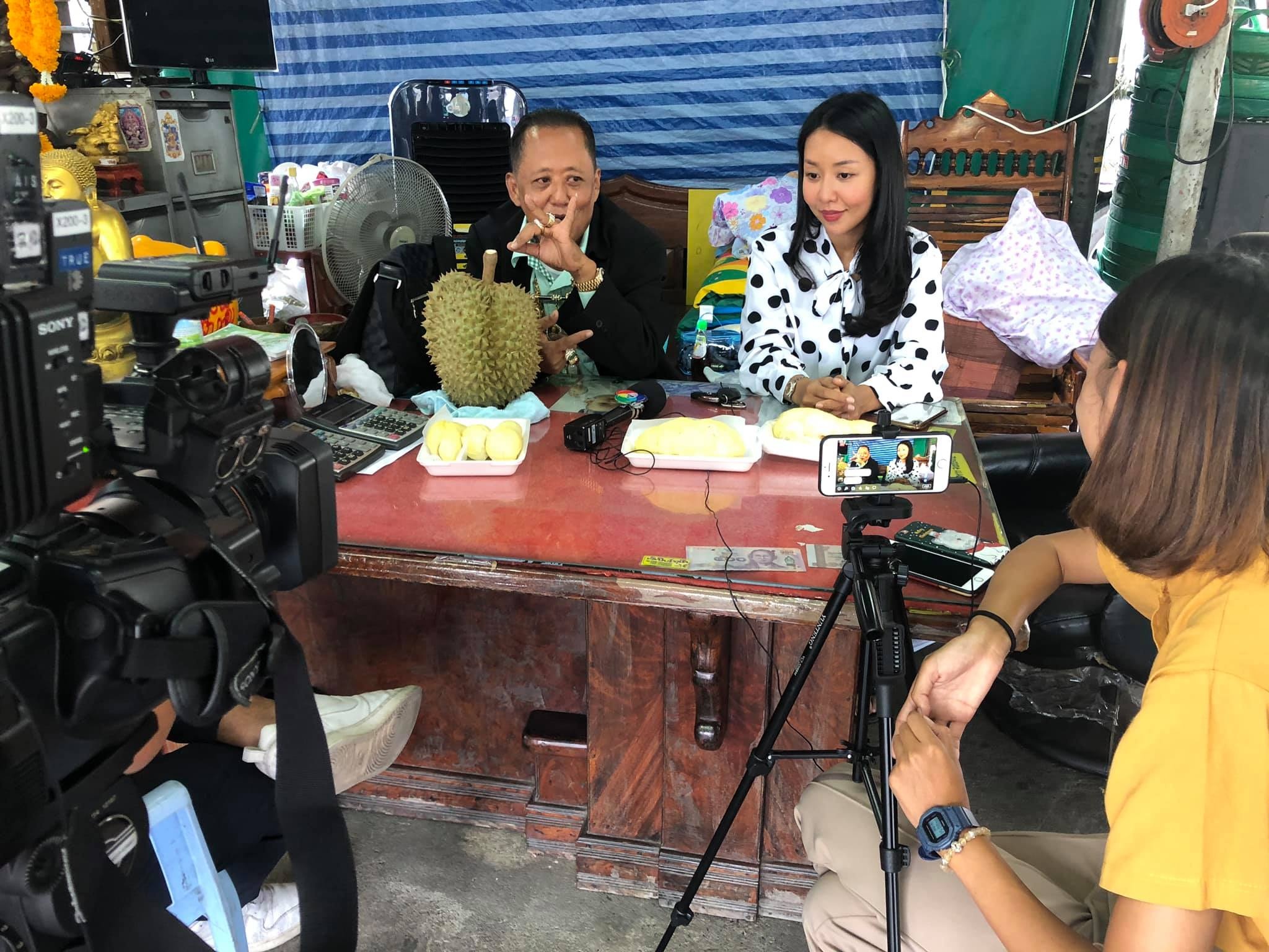 chủ vựa sầu riêng Thái Lan kén rể ảnh 1 chu vua sau rieng Thai Lan ken re anh 1