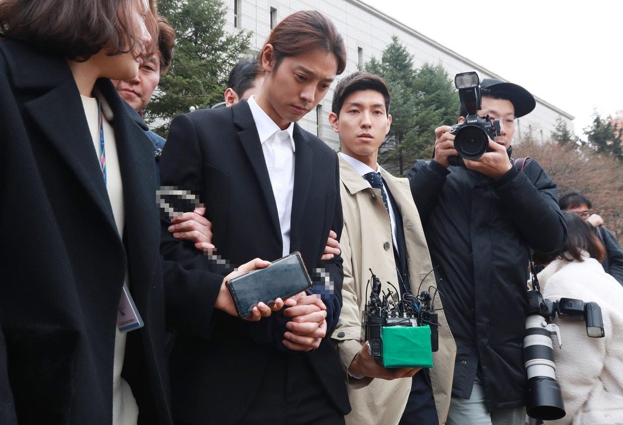 Bao luc tinh duc tran lan trong cac truong dai hoc Han Quoc hinh anh