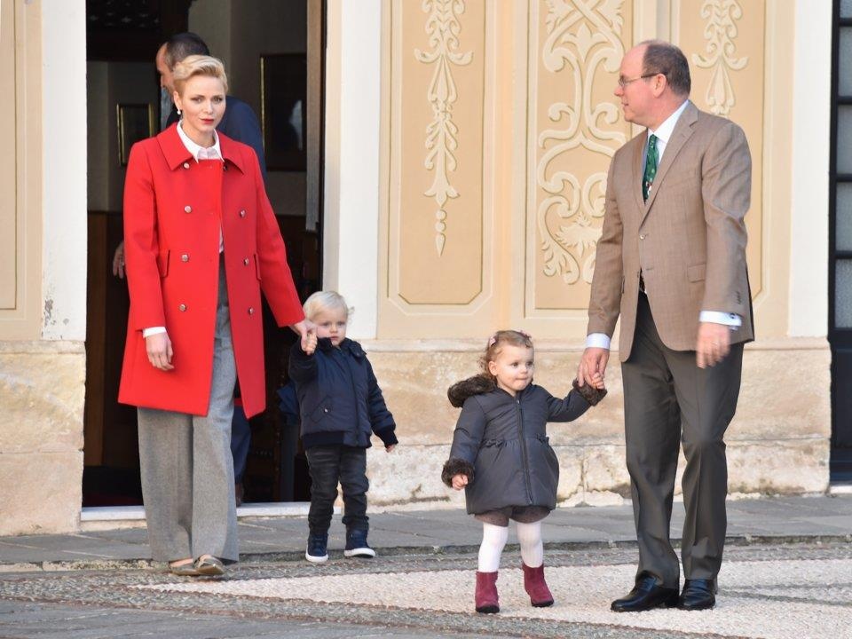 cac hoang gia giau nhat the gioi anh 1