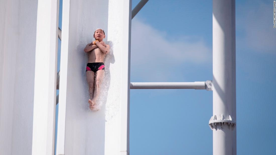 gau Bac Cuc o Nga anh 12