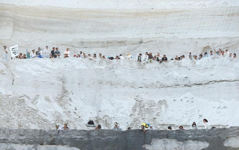 bieu tinh o mo than Duc anh 2