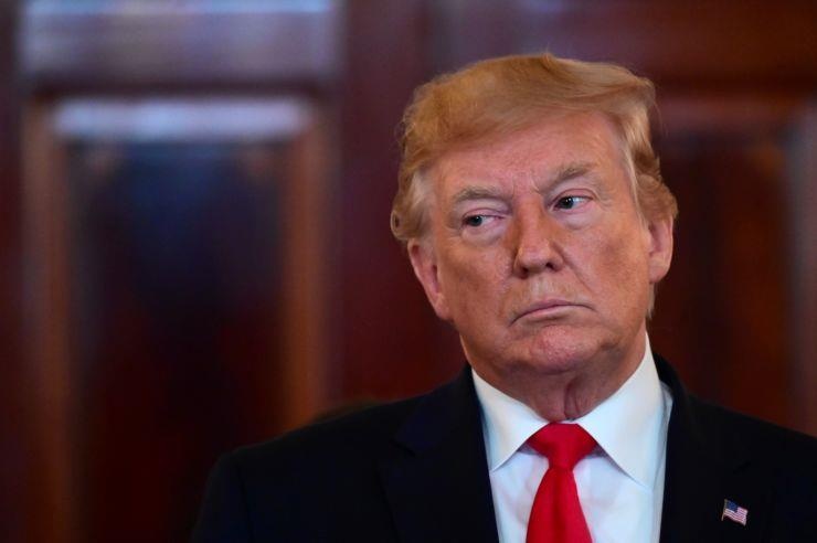 TT Trump: Neu My bi tan cong, nguoi Nhat co the xem qua tivi Sony hinh anh