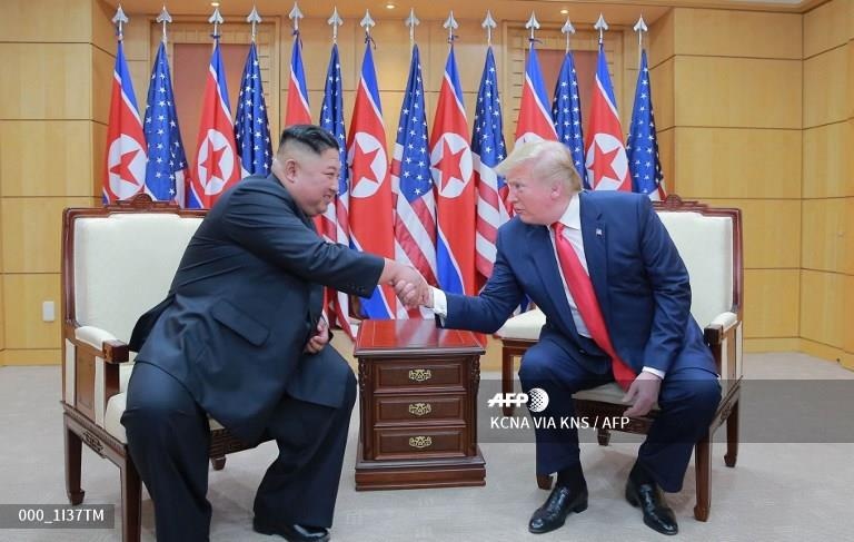 Trump gap Kim Jong Un o DMZ anh 3