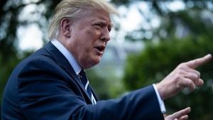 Trump: Co the thang nhanh Afghanistan nhung toi 10 trieu nguoi se chet hinh anh