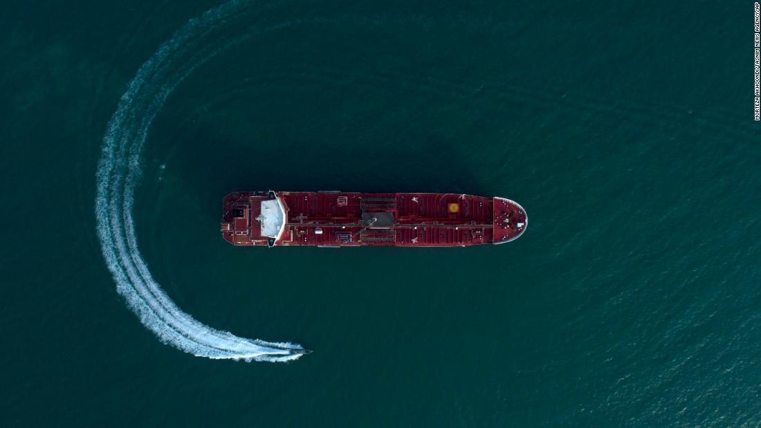 nguoi di cu o bien gioi My anh 5