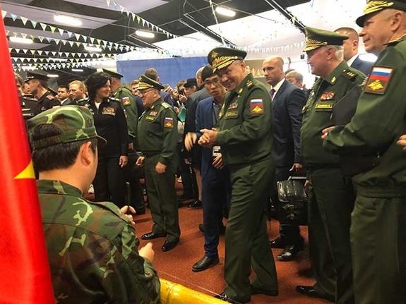 Army Games o Trung Quoc anh 3