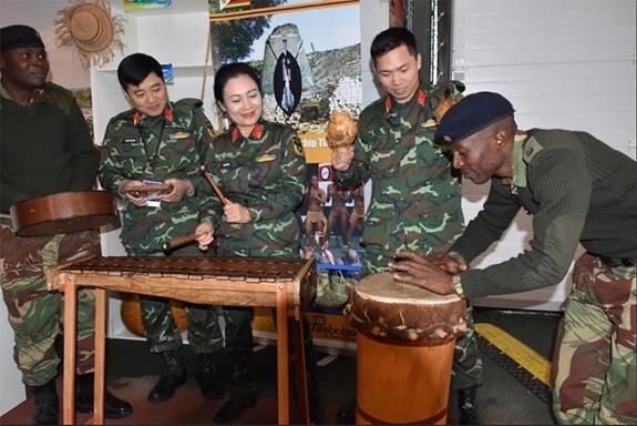 Army Games o Trung Quoc anh 10