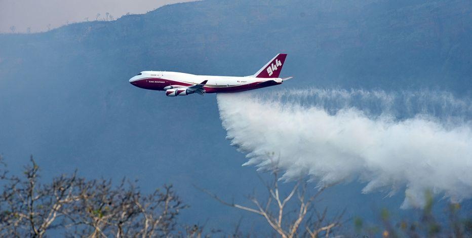 Sieu may bay Boeing 747 toi Bolivia de dap chay rung Amazon hinh anh