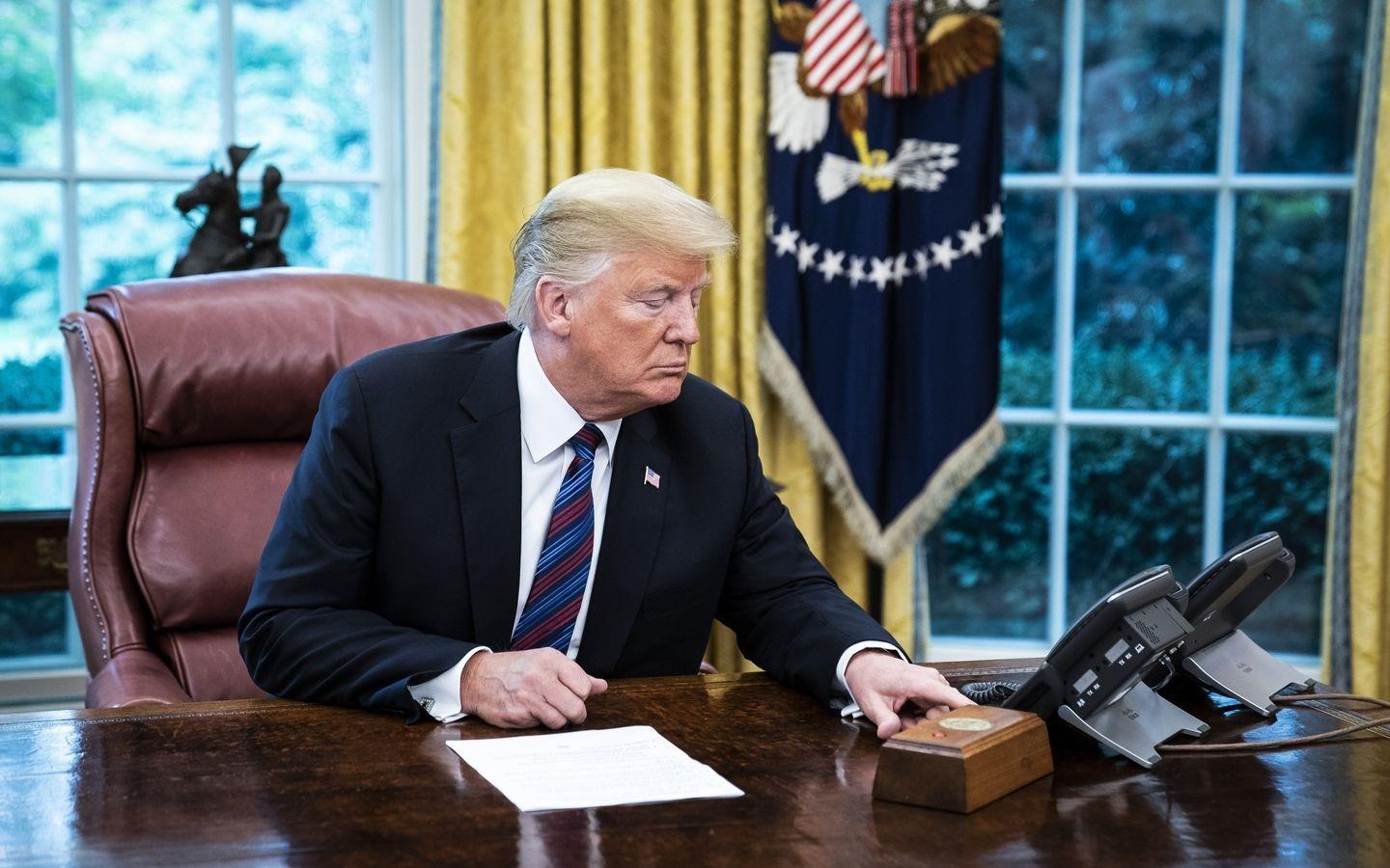 Cuoc dien dam ky la chua tung thay cua Tong thong Trump hinh anh