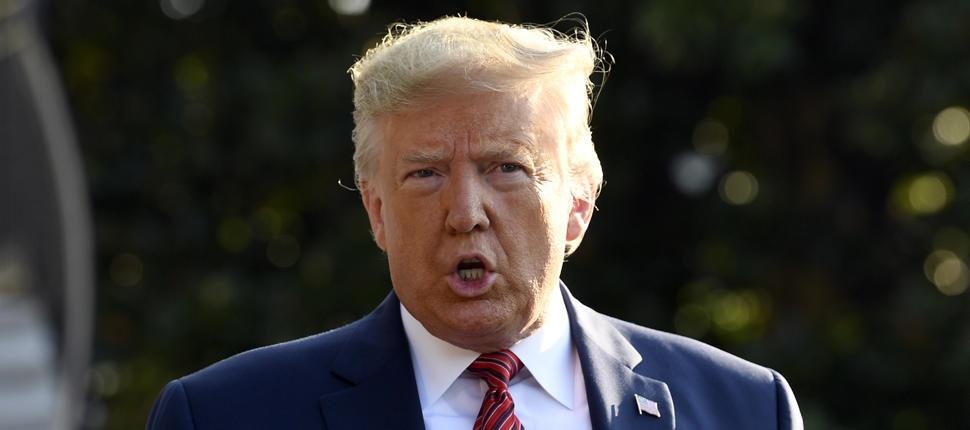 Uy ban Ha vien se dua 'nguoi thoi coi' to cao TT Trump ra lam chung hinh anh