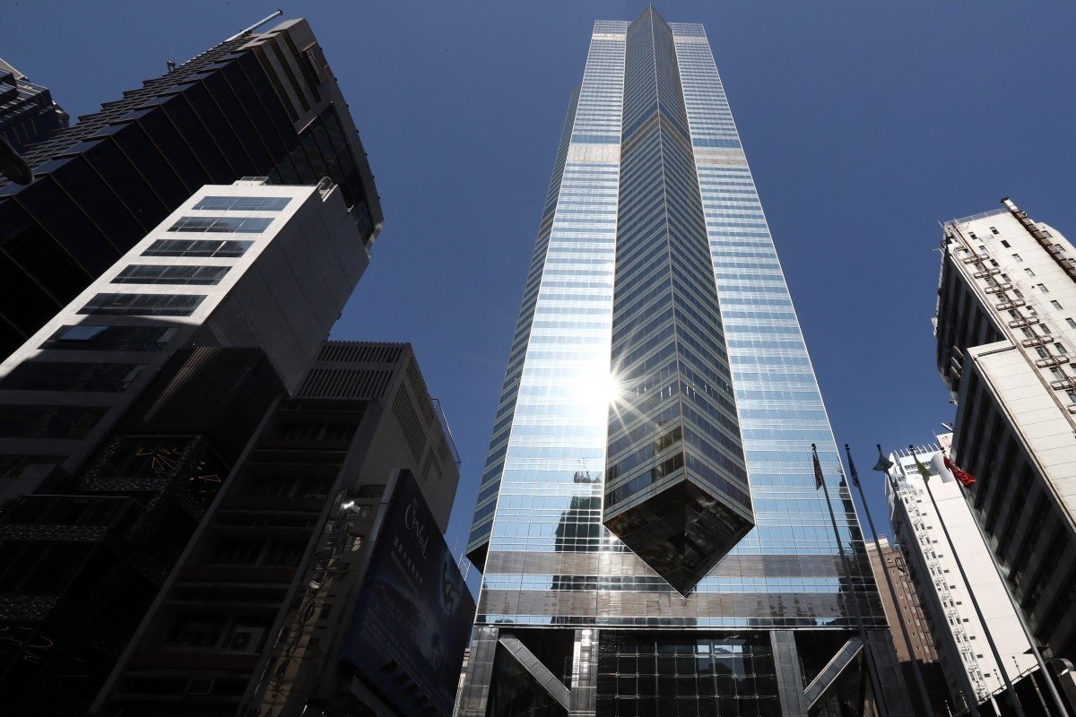 Bai do xe dat nhat the gioi o Hong Kong ban voi gia gan 1 trieu USD hinh anh