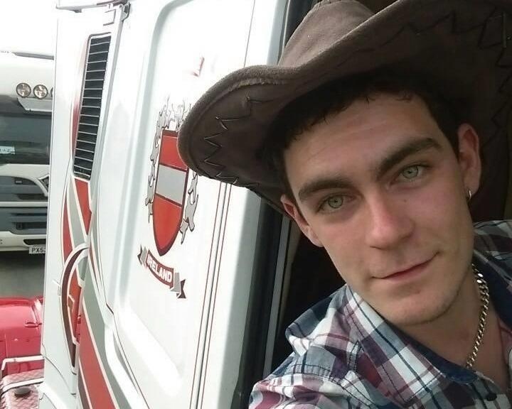 Tai xe vu 39 thi the trong container o Anh nhan toi hinh anh