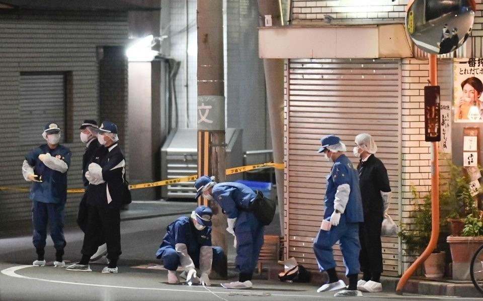 Mau thuan bang dang, yakuza cap cao bi ban chet giua duong o Nhat hinh anh