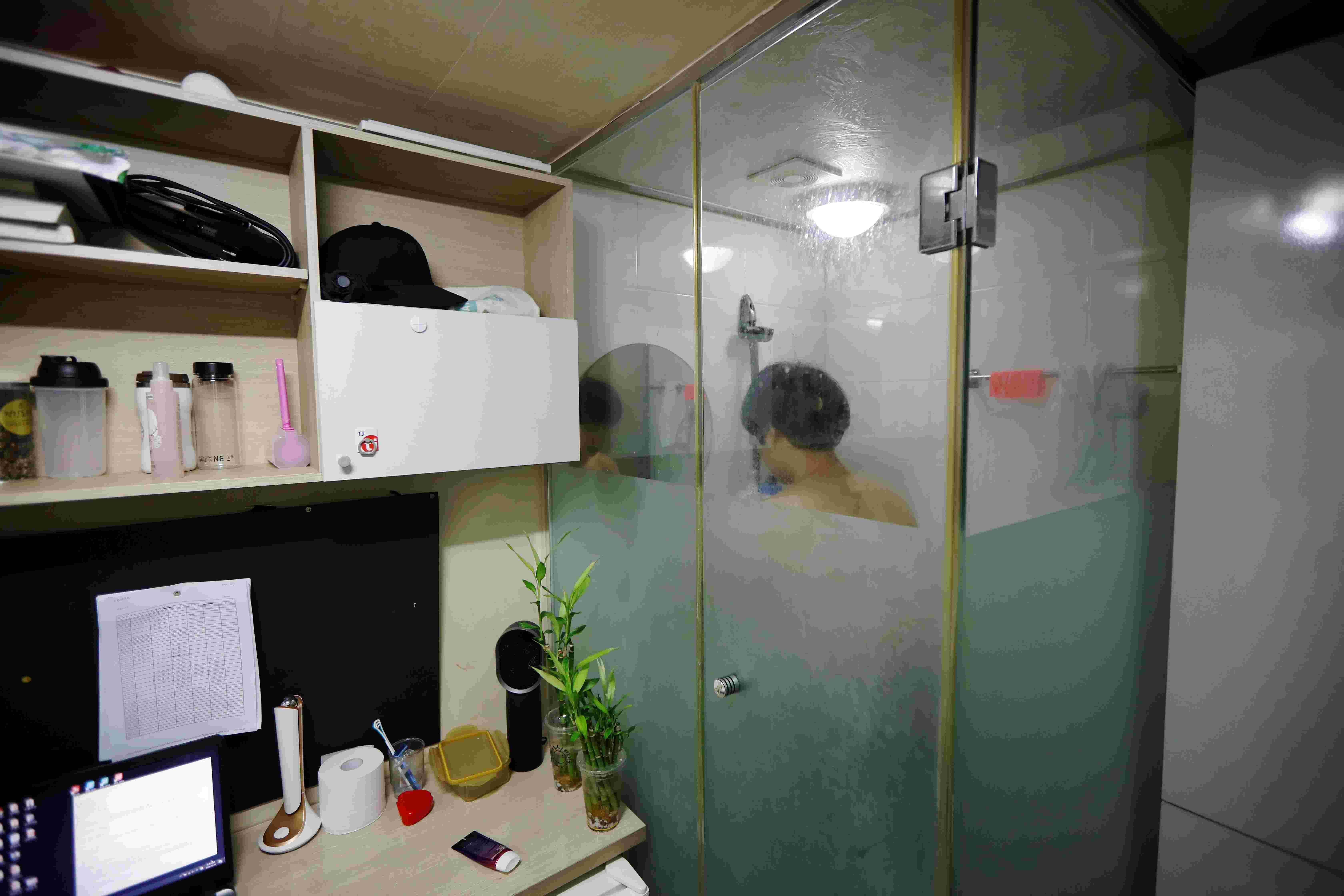 dang cap giau ngheo anh 12