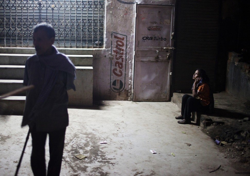 gai mai dam An Do anh 3