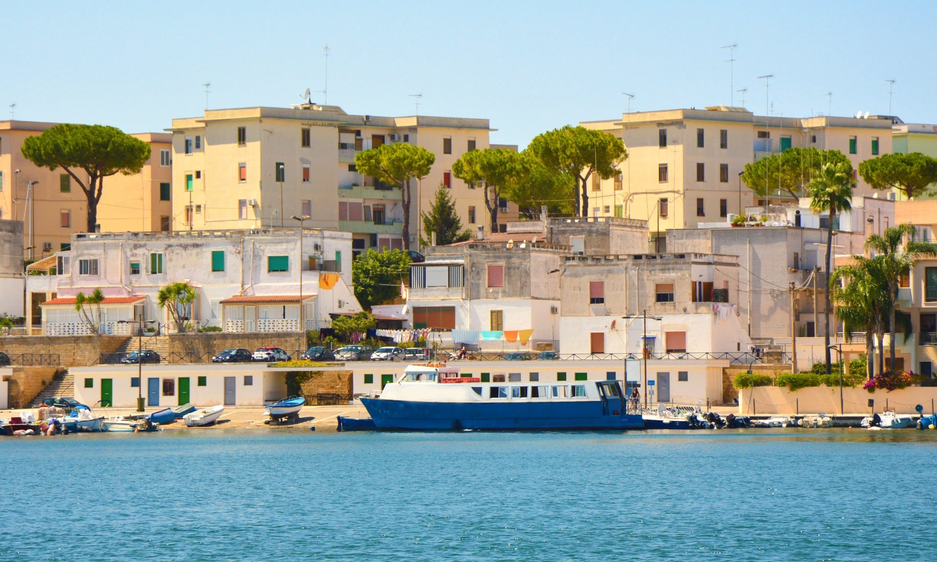 Italy di tan hon 50.000 nguoi de go bom tu The chien II hinh anh