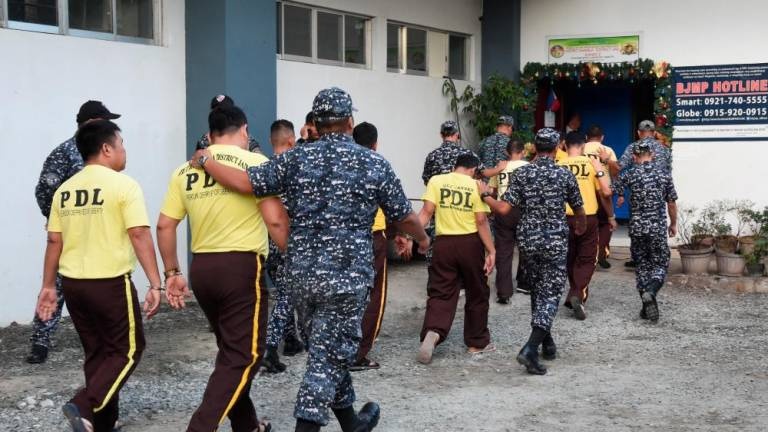 Chu muu vu tham sat chinh tri dam mau nhat Philippines bi ket toi hinh anh