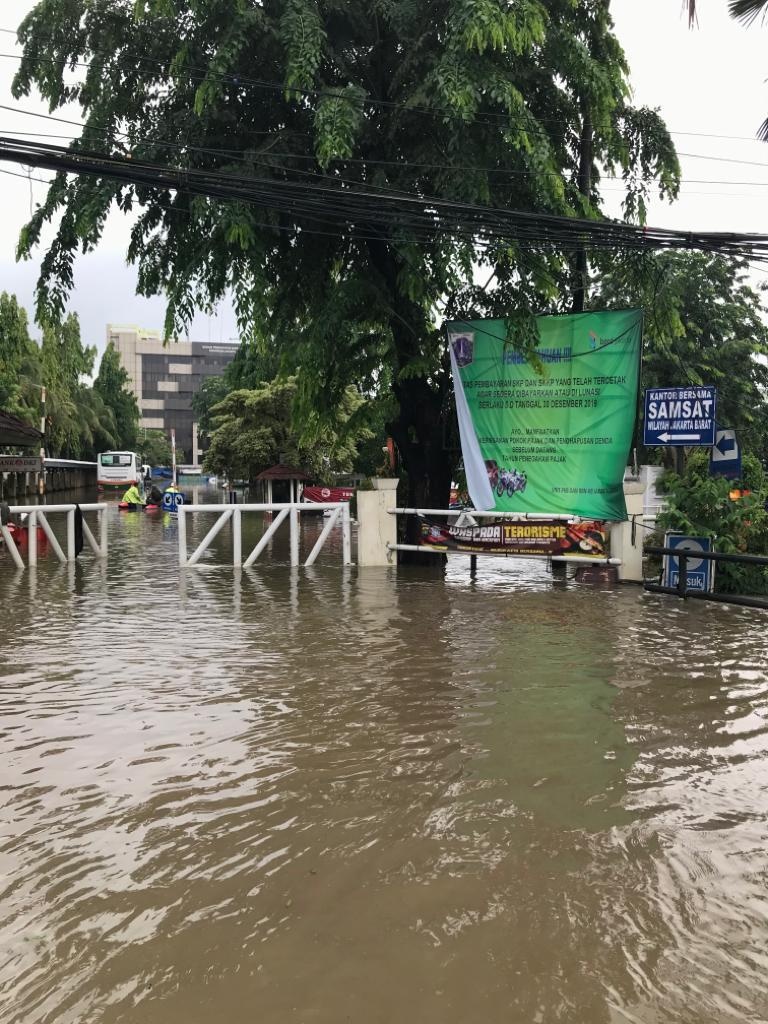 lu lut o Jakarta anh 3