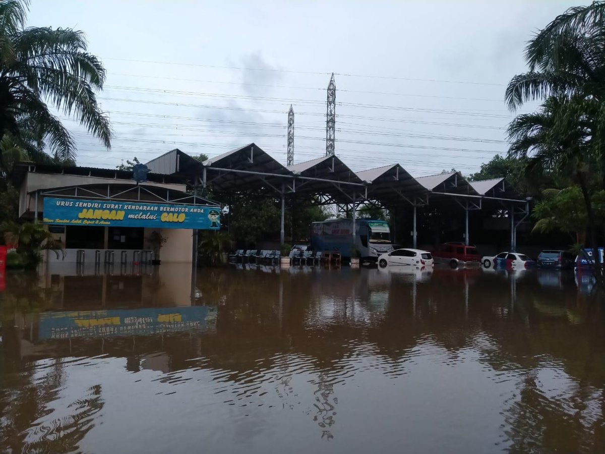 lu lut o Jakarta anh 5