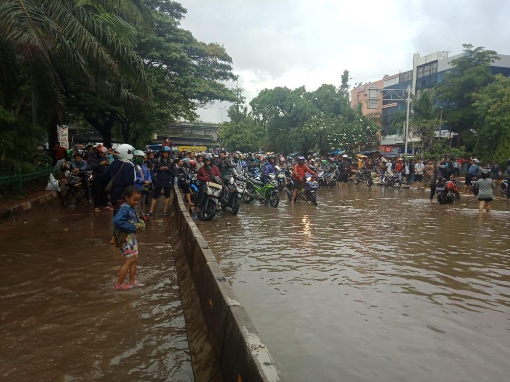 lu lut o Jakarta anh 6