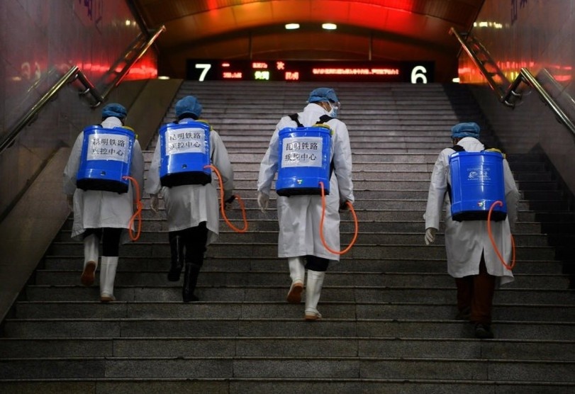 TQ siet chat phong toa Vu Han trong tran chien voi virus corona hinh anh