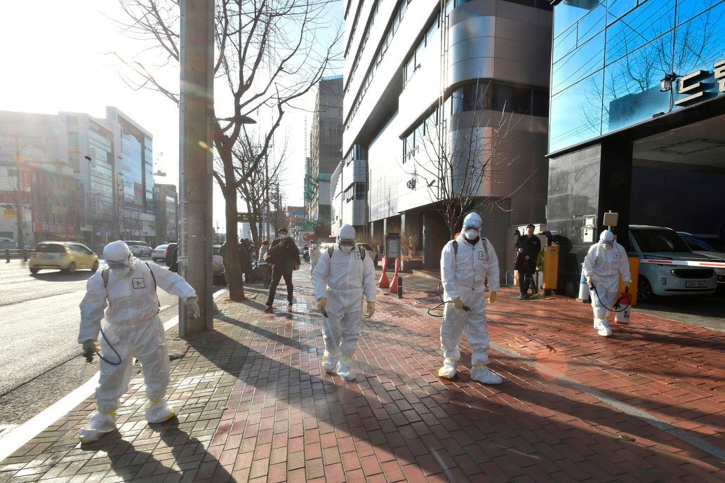 Han Quoc lo ngai cac ca lay nhiem hang loat o benh vien va co so y te hinh anh