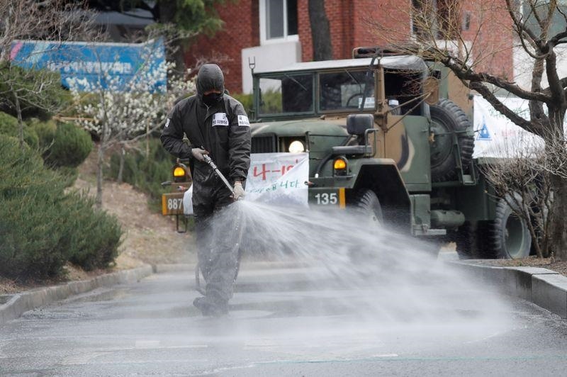 So ca nhiem virus corona o Han Quoc tang len 7.478 hinh anh