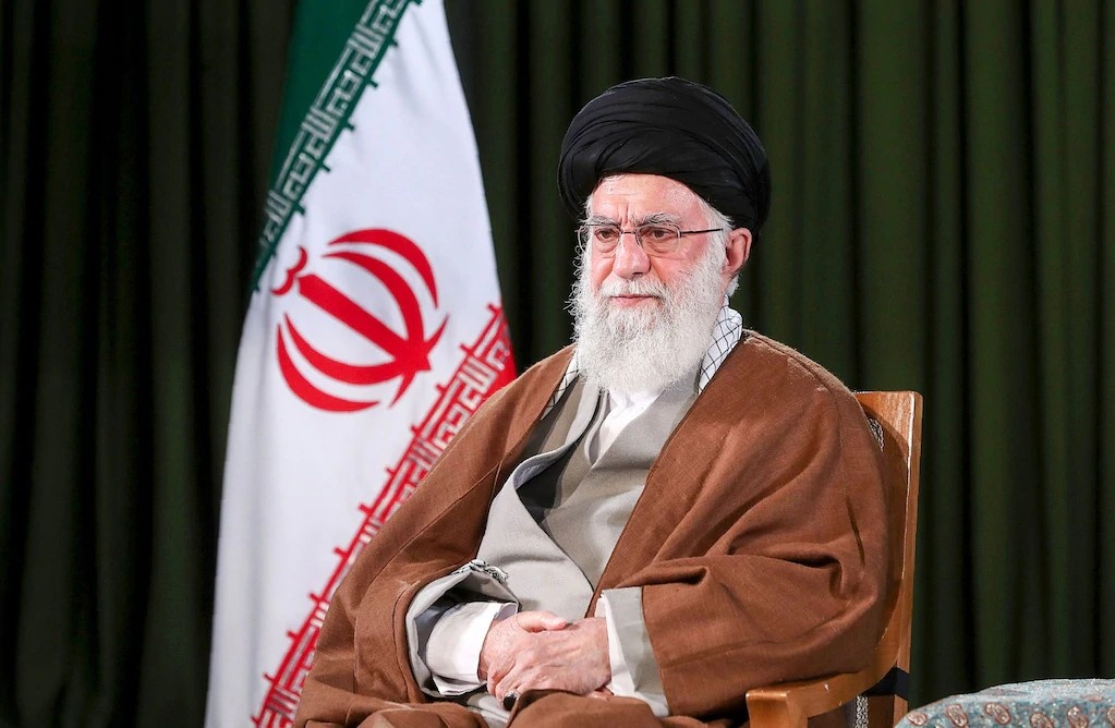 So ca nhiem o Iran tang len gan 20.000, lanh dao Khamenei len tieng hinh anh