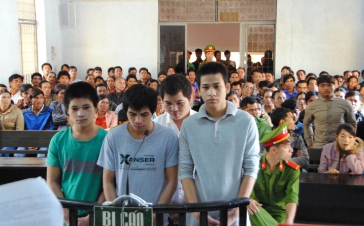 Giet nguoi vi chay xe danh vong, net po hinh anh