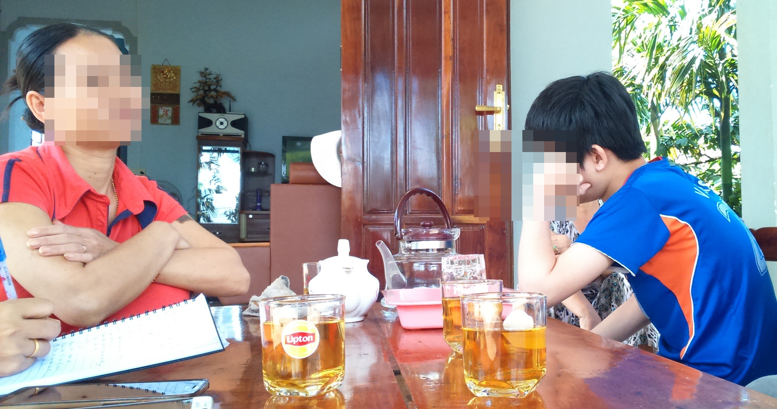 Thieu nien gia thanh vien nhom khung bo IS nghi hoc tu lop 7 hinh anh