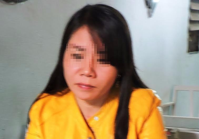Hieu truong bi to du do nu giao vien vao nha nghi hinh anh