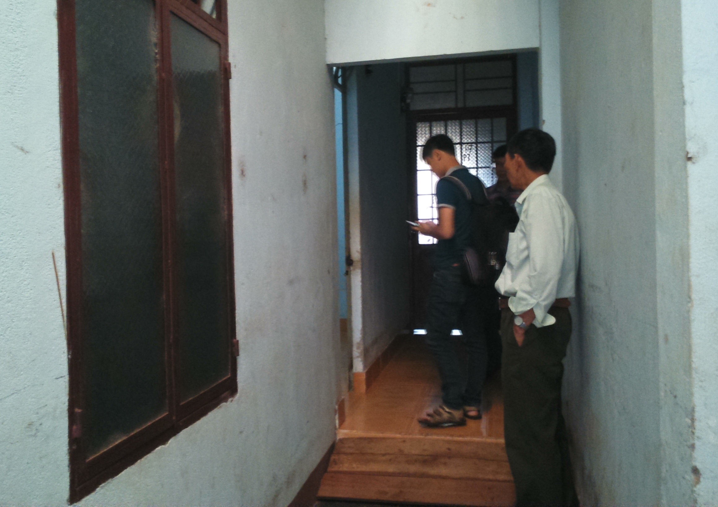 Thanh nien dam nguoi tinh 11 nhat dao roi tu tu hinh anh