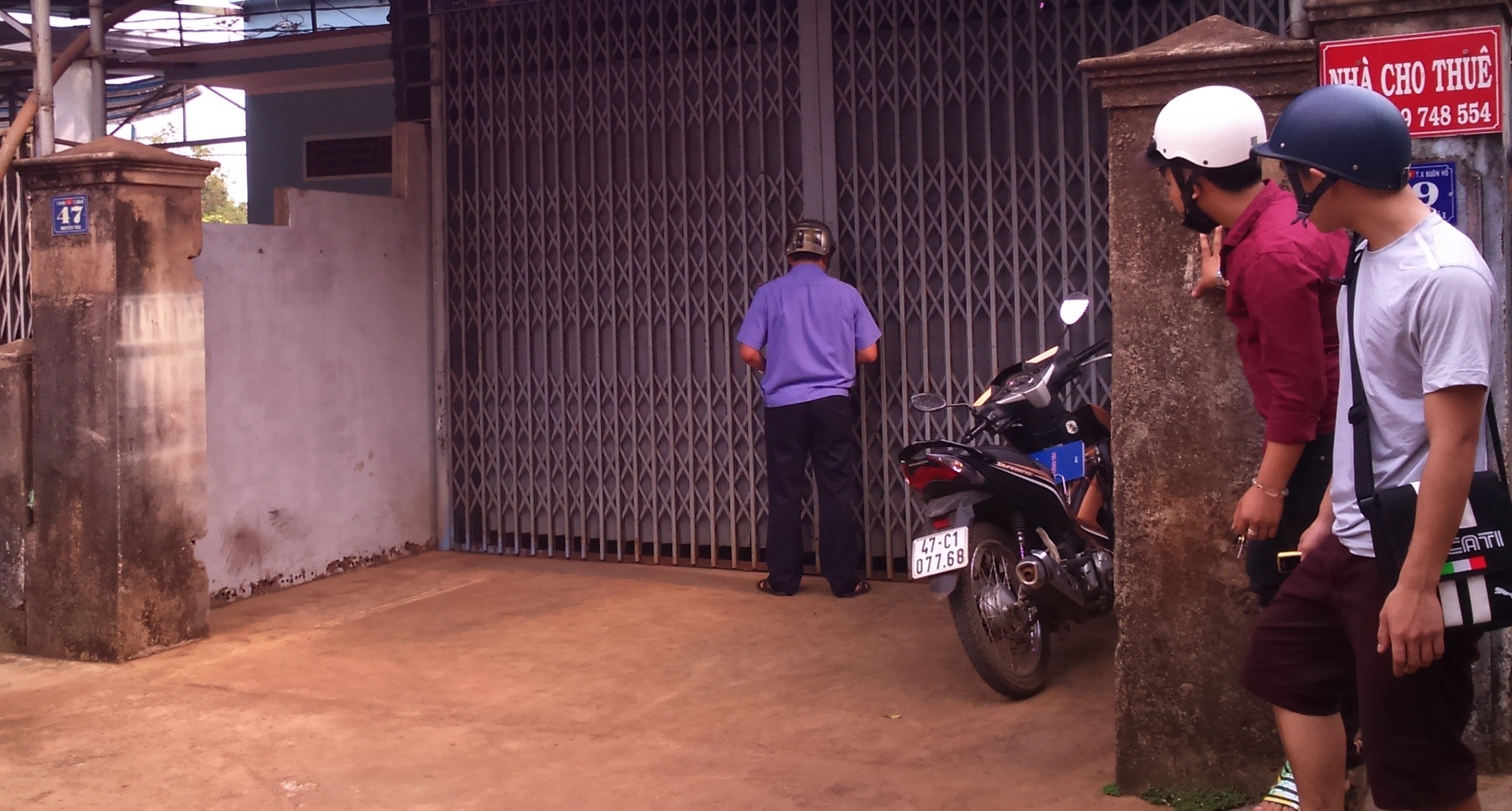 Be 25 thang tuoi bi nga dap nao o nha tre tu phat hinh anh