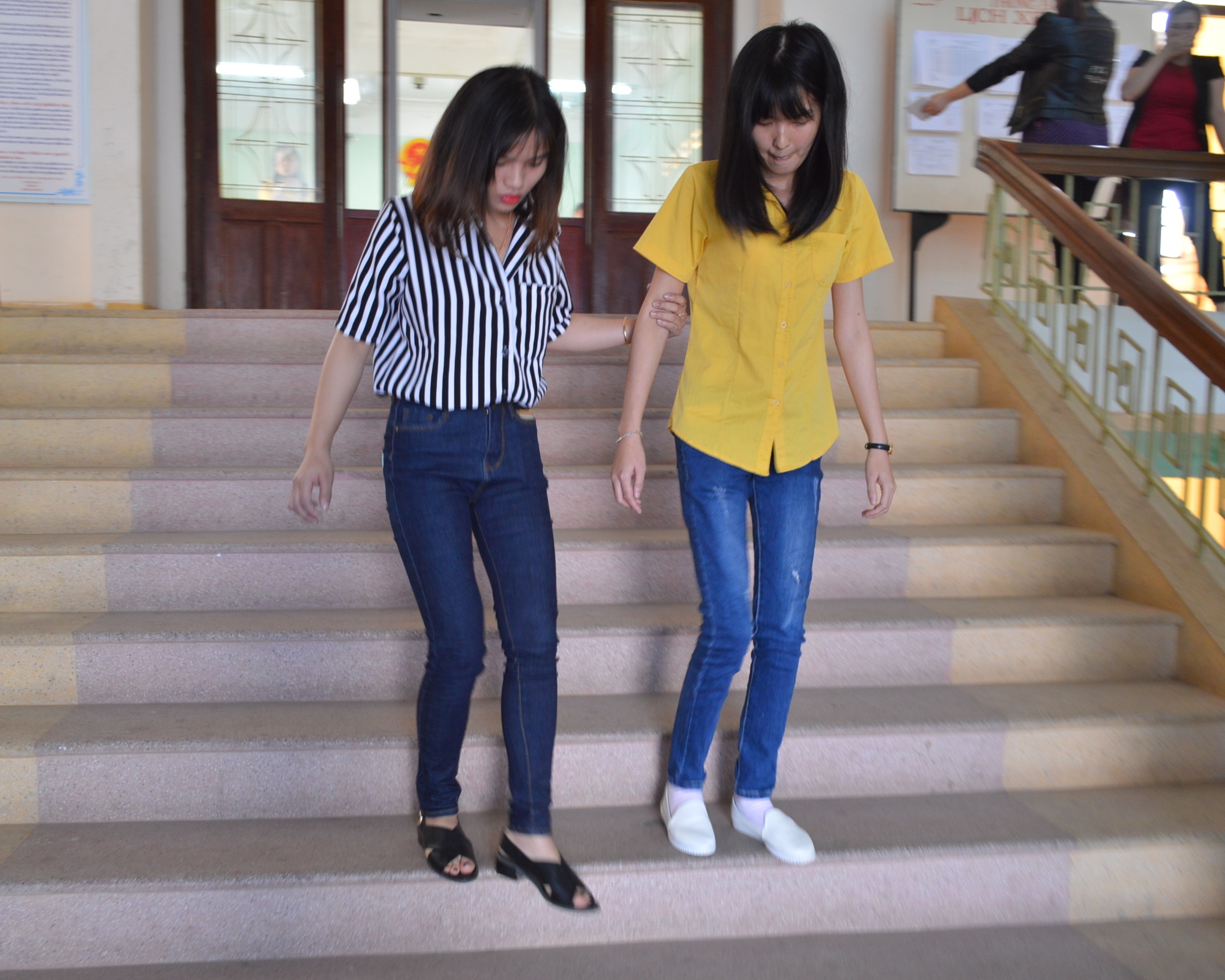 Vien truong gay tai nan lien hoan anh 2