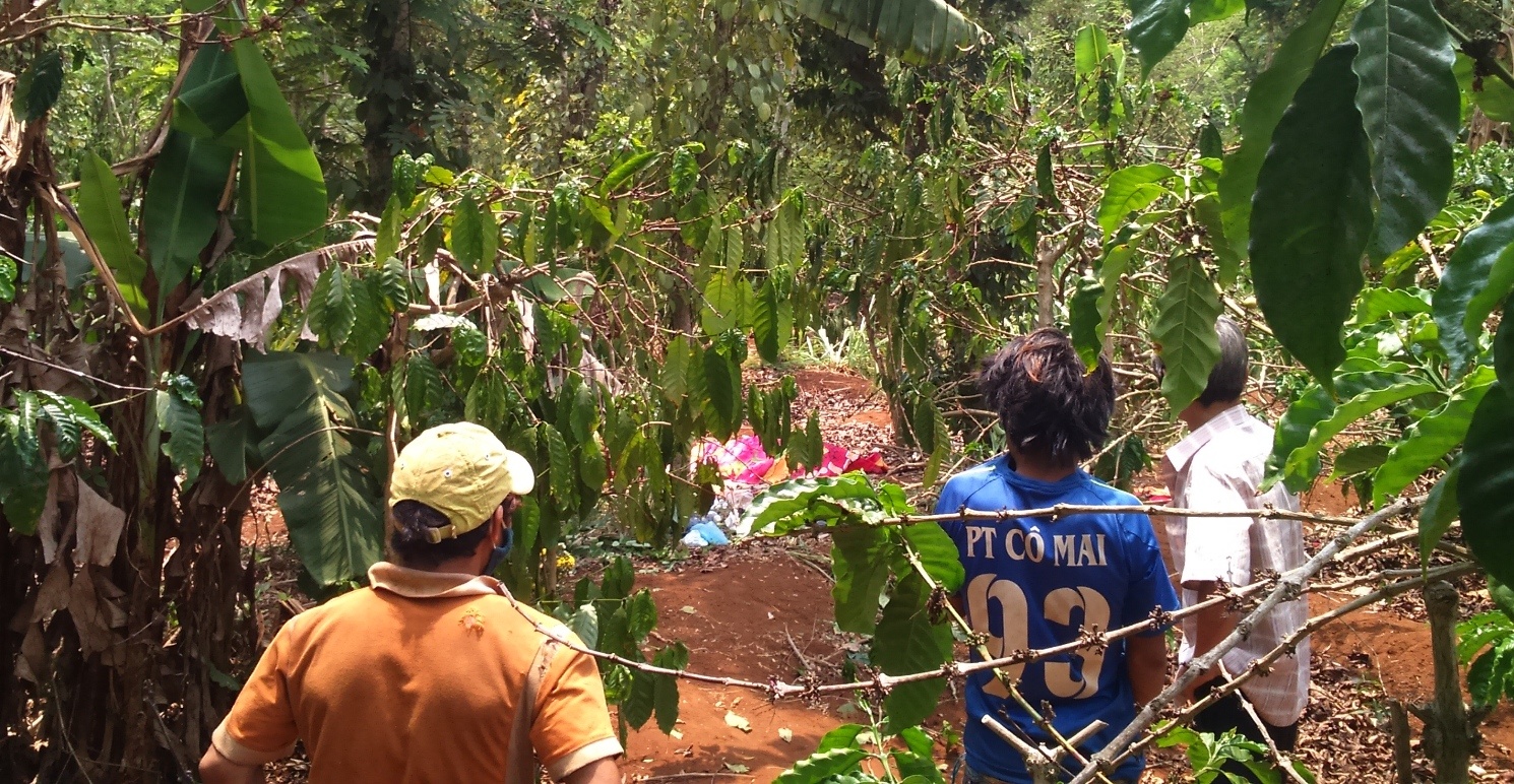 Thanh nien chet boc mui anh 1