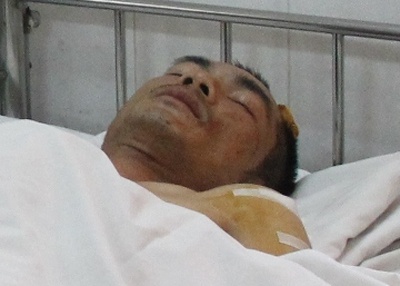 Trung uy cong an bi di roi dien, dam 3 nhat dao hinh anh