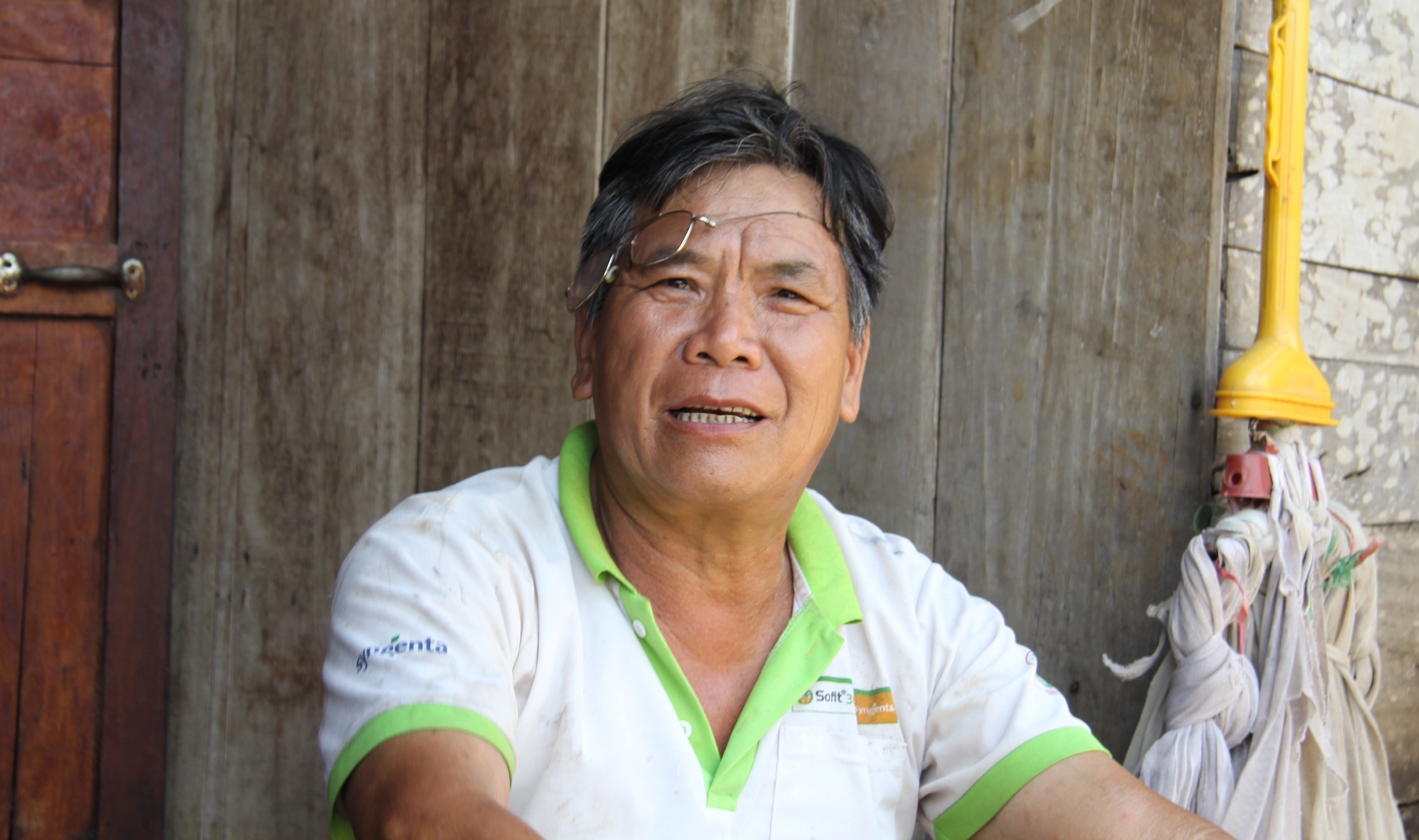 Chong toi xang dot ca gia dinh anh 1