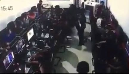 bị đâm chết trong quán internet ảnh 1 bi dam chet trong quan internet anh 1