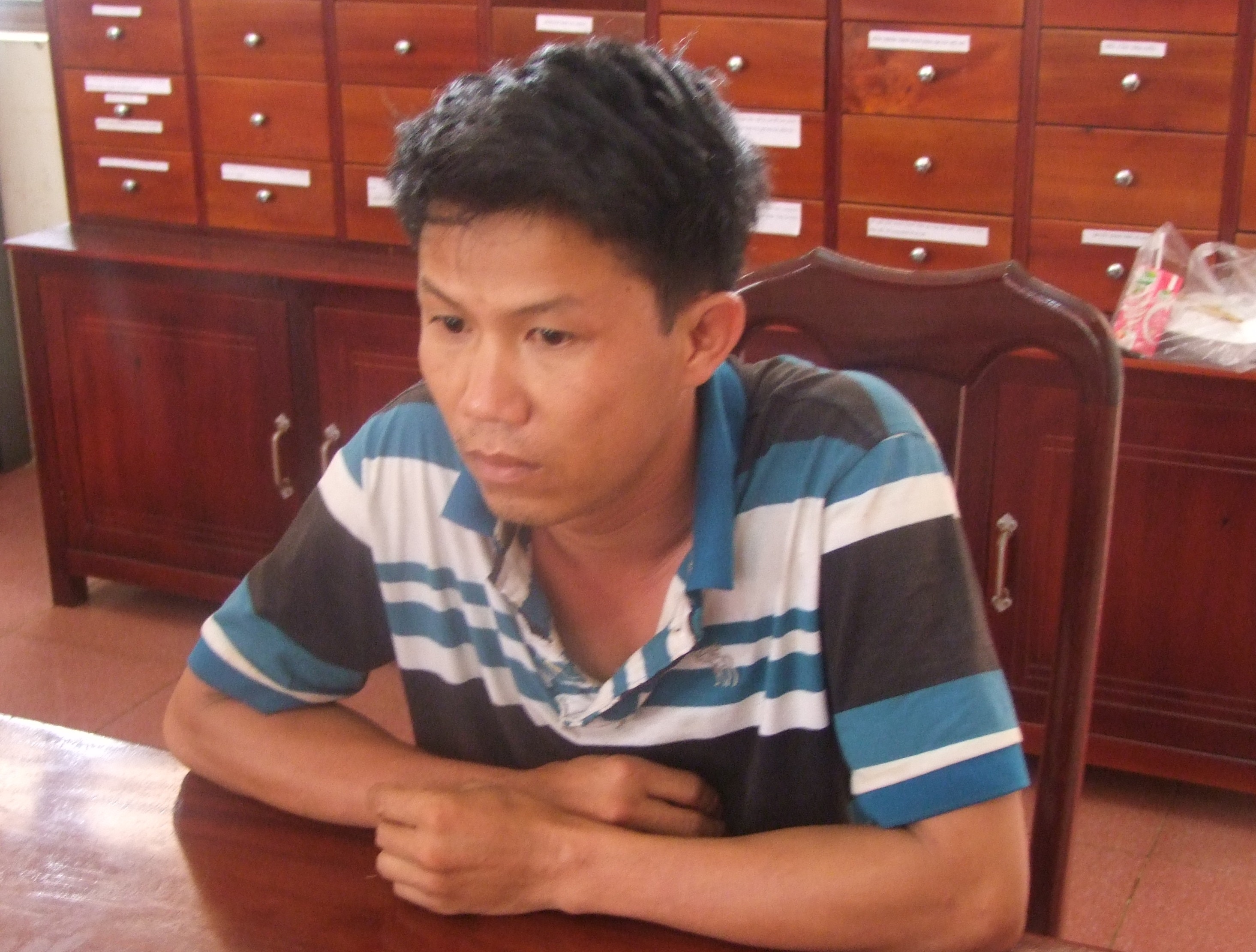 Loi khai ga tinh cu doat mang nu tai xe taxi hinh anh