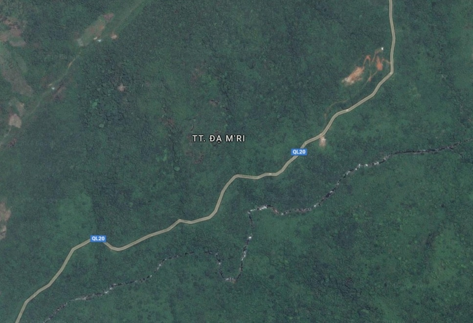 Tai xe cuu nhieu hanh khach thoat chet anh 2