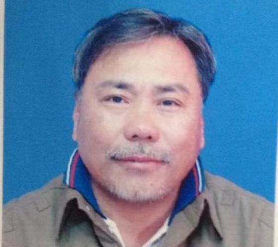 Lai xe om dung gach, da sat hai dong nghiep hinh anh