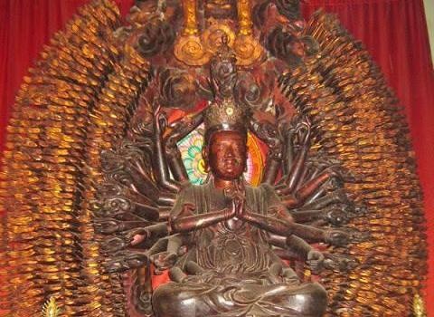 Tuong Phat nghin tay nghin mat noi tieng bi trom hinh anh