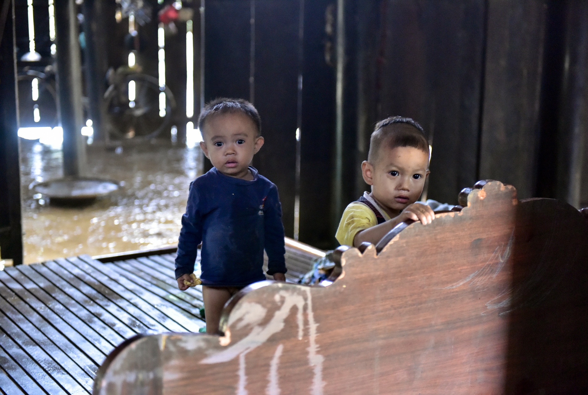 Mưa lũ miền Trung ảnh 8 Mua lu mien Trung anh 8