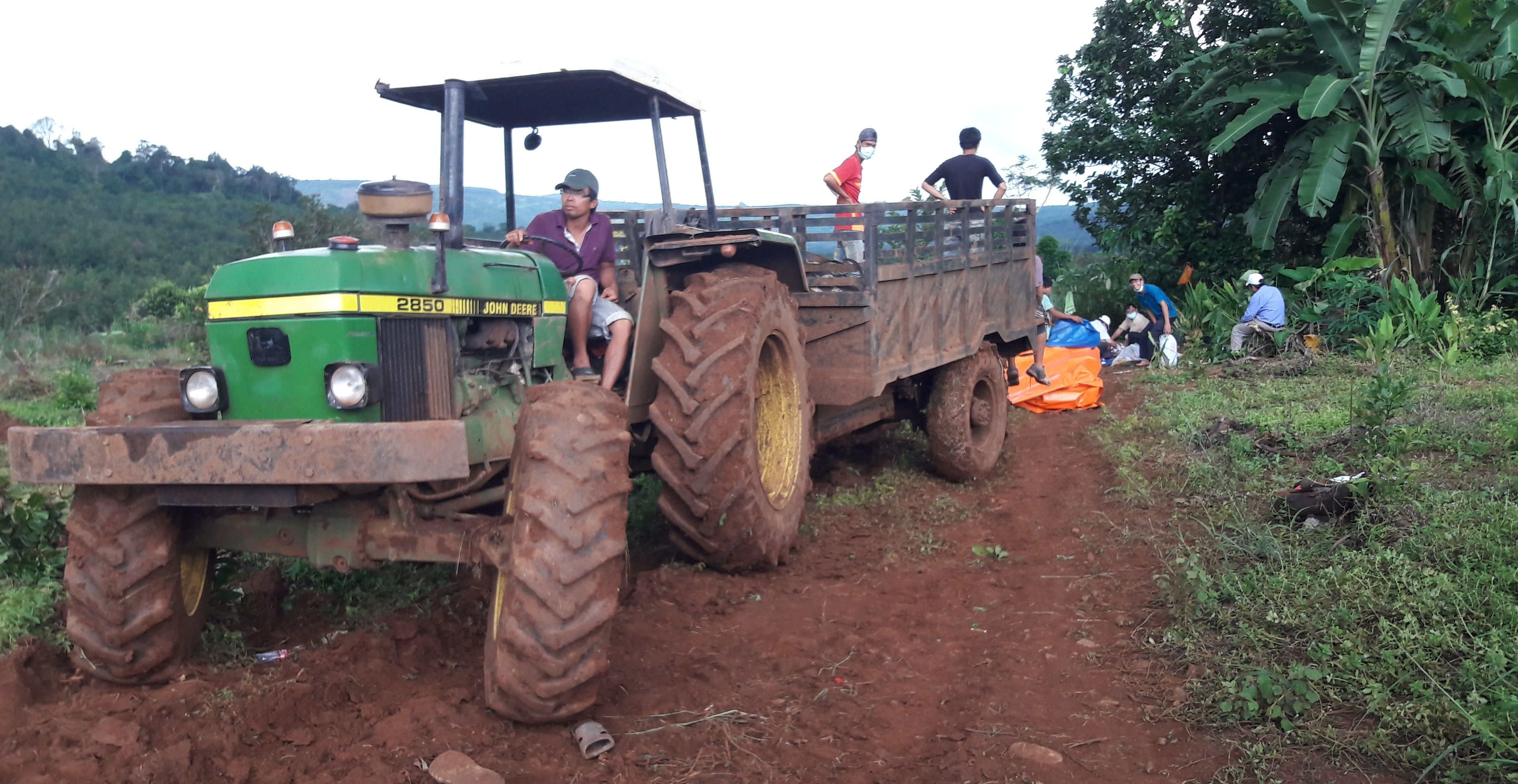 Xa sung o Dak Nong anh 1