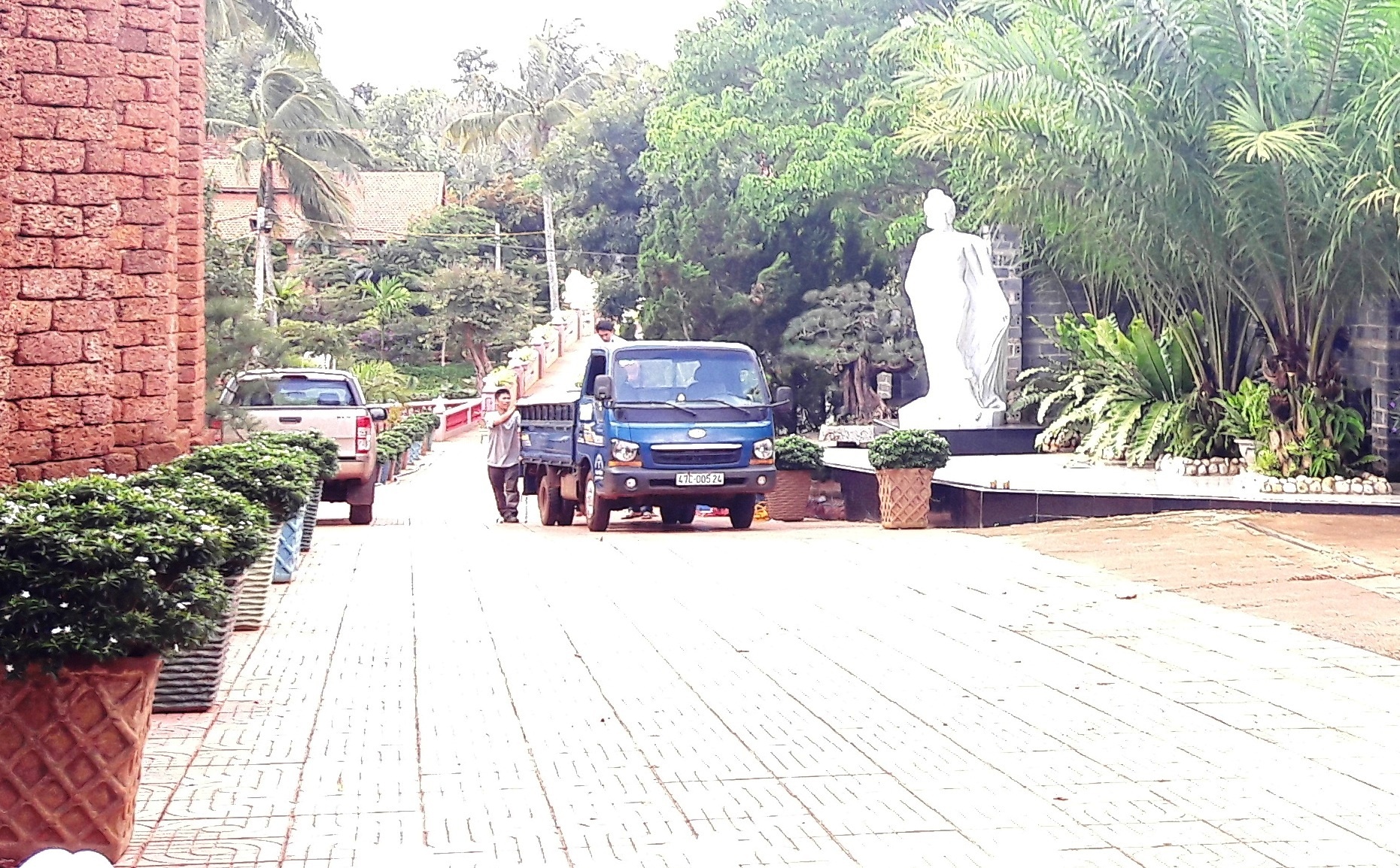 Khu du lịch không phép ảnh 2 Khu du lich khong phep anh 2